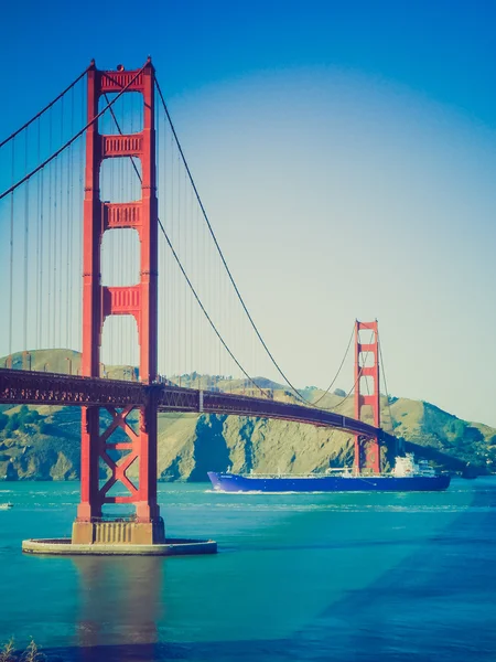 Retro look Golden Gate Bridge in San Francisco — Stock Photo, Image