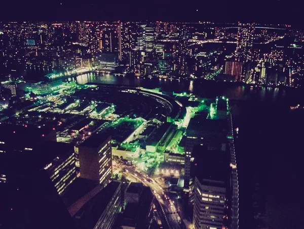 Olhar retrô Vista noturna de Tóquio Japão — Fotografia de Stock