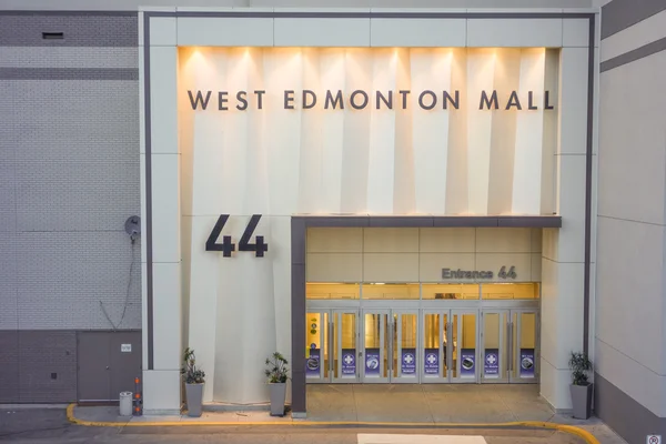 West Edmonton Mall in Edmonton — Stockfoto