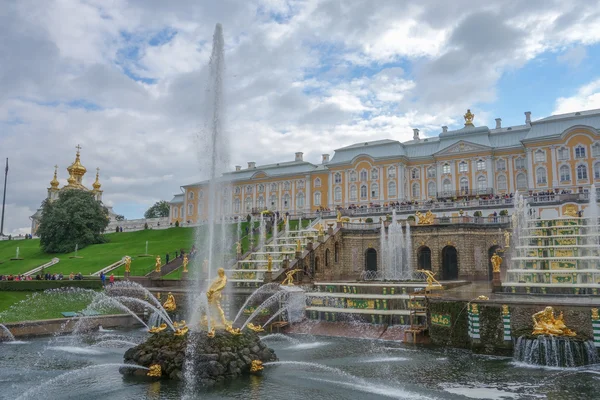 Peterhof Palazzo Giardino — Foto Stock