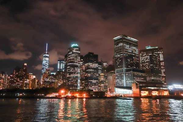 Vista di Manhattan di notte — Foto Stock