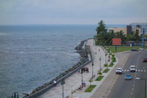 Bata frente al mar — Foto de Stock