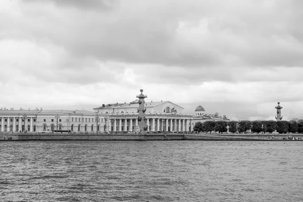 Neva River in St Petersburg — Stock Photo, Image