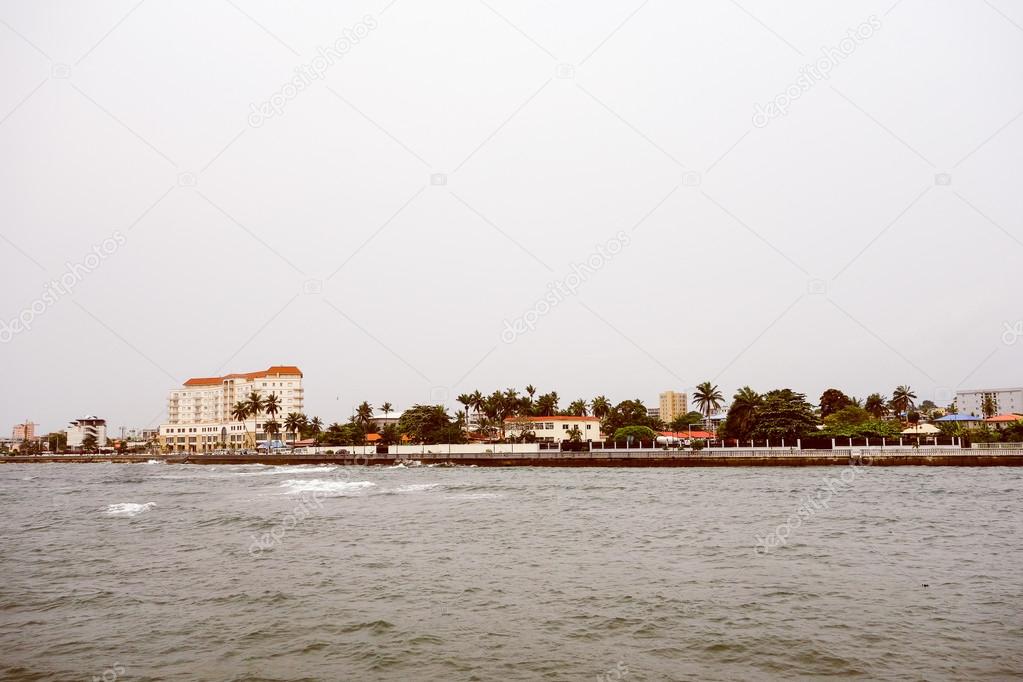 Retro look Bata waterfront
