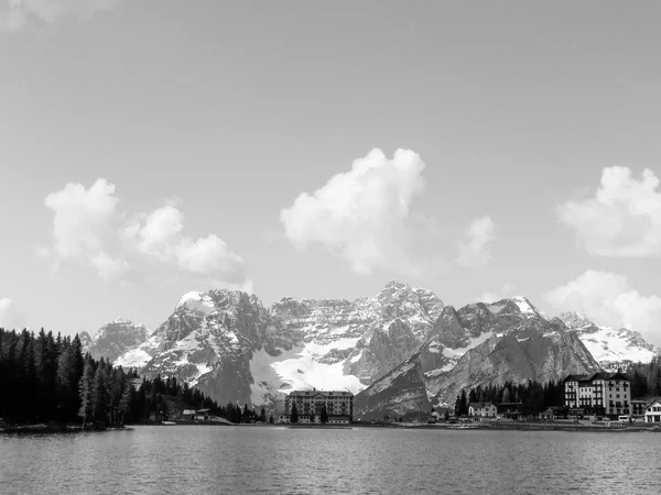 Meer van Misurina — Stockfoto