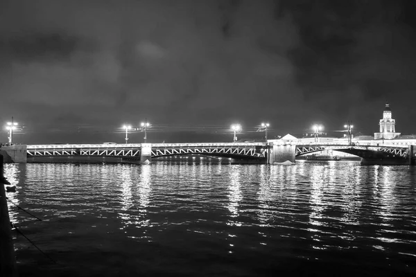 The Palace Bridge in St Petersburg Russia — Stock Photo, Image