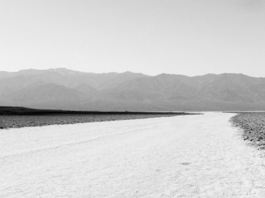 Badwater Havzası Ölüm Vadisi