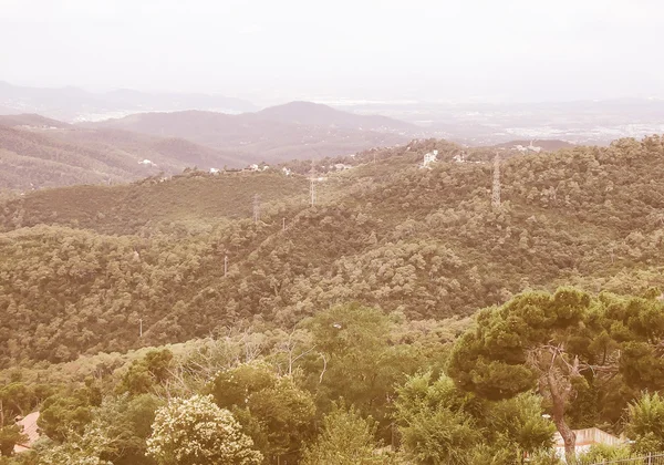 Retro op zoek Barcelona Hills — Stockfoto