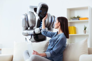 Robota dokunan hoş kız