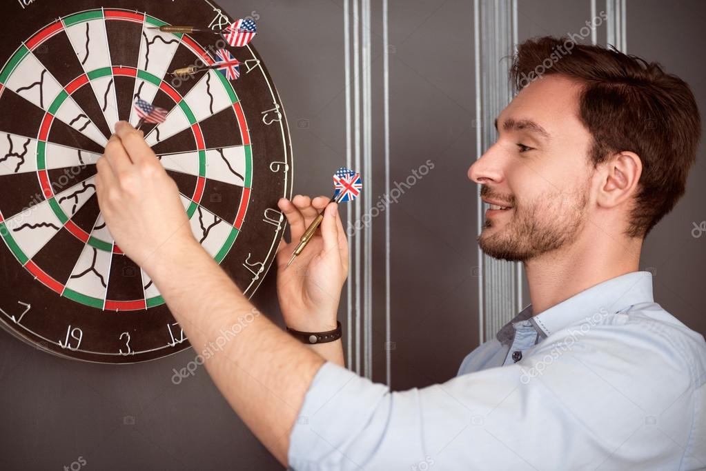 костюм дартс. дартс. необычный дартс.