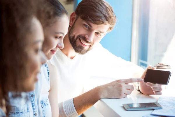 Moderne Gadgets in unserem Leben — Stockfoto