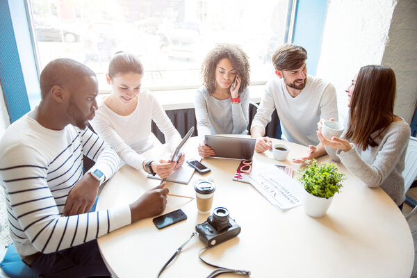 Современная молодежь