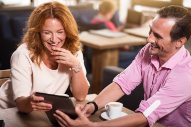 erkek ve kadın tablet birlikte kullanma 