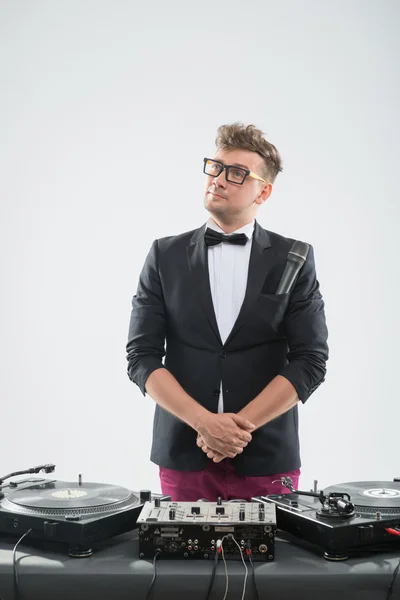 DJ in tuxedo posing — Stock Photo, Image