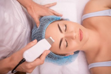 Genç bir kadının portresi