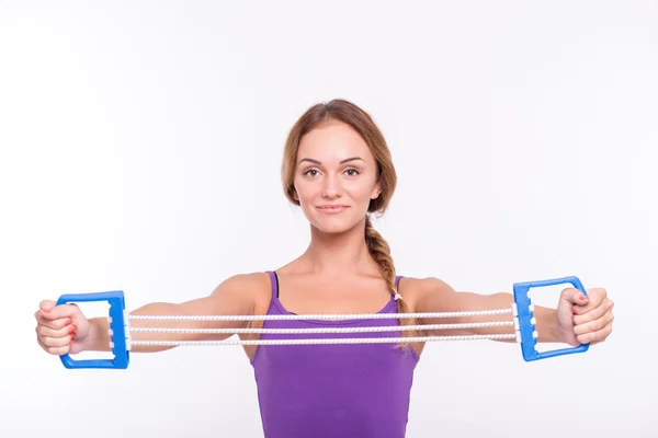 Gezonde jonge Sportvrouw doet de oefeningen — Stockfoto