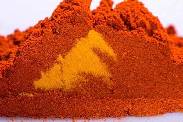 Sammansättningen av olika färgglada kryddor — Stockfoto