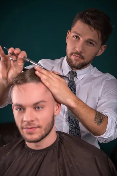 Profesjonalny salon fryzjerski — Zdjęcie stockowe