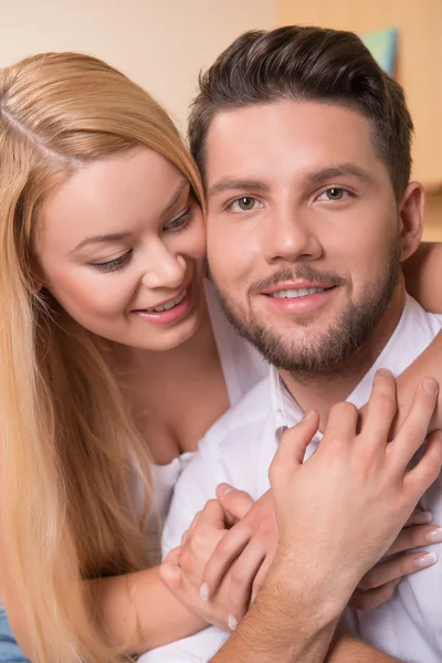 Casal feliz no amor — Fotografia de Stock