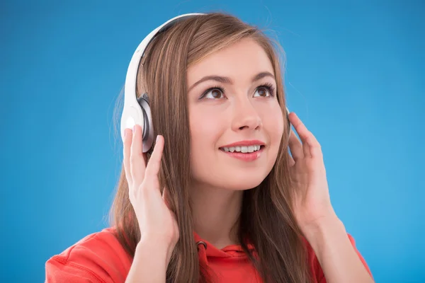 Dziewczyna ze słuchawkami — Zdjęcie stockowe