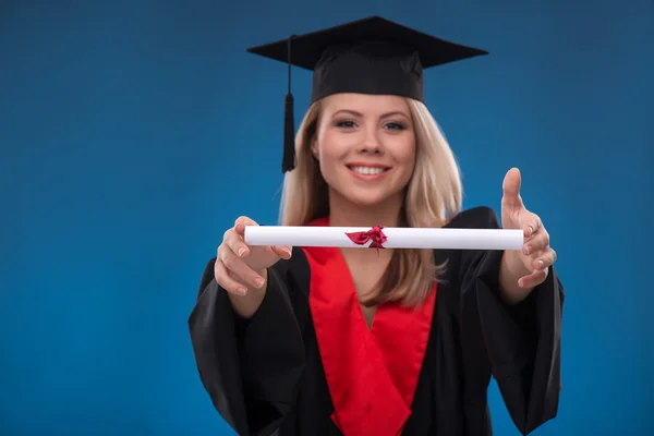 Student girl holding bundle of sheet of paper — Stock Photo, Image