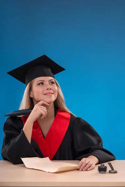 Student girl writing with ink and feather — Stock Photo, Image