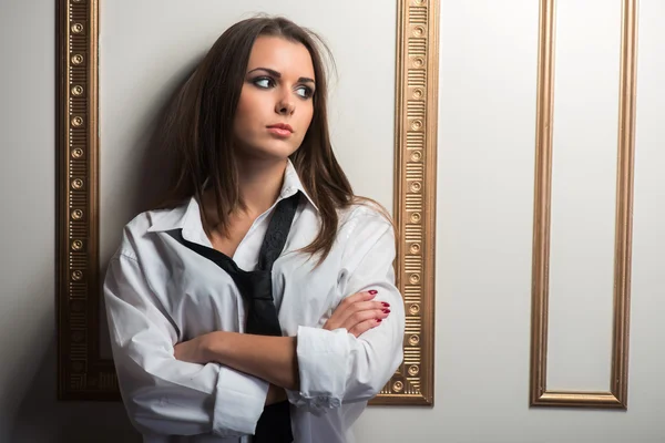 girl in men shirt