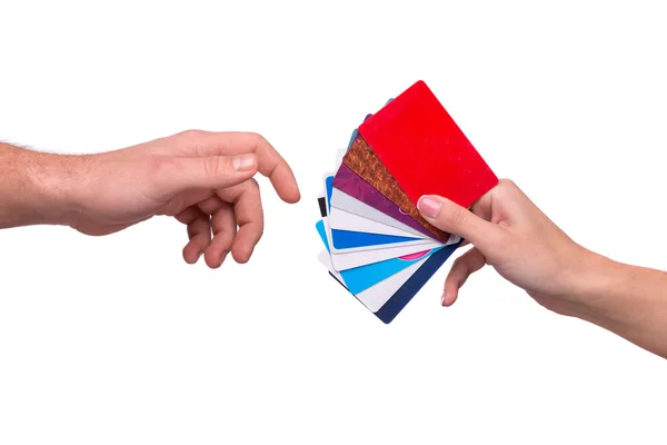 Mão passando cartões de visita para outra pessoa — Fotografia de Stock