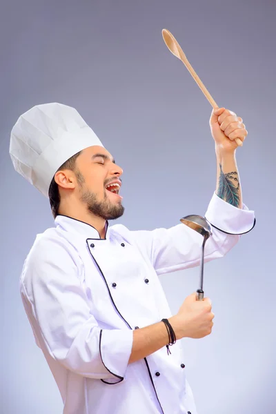Portrait de jeune beau cuisinier — Photo