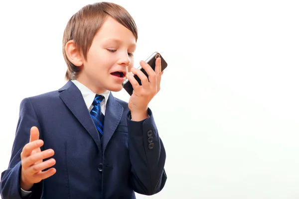 Bambino in posa con il cellulare — Foto Stock