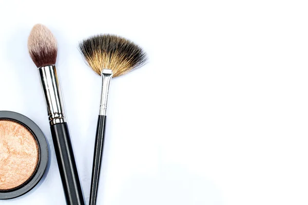 Makeup powder and brushes — Stock Photo, Image