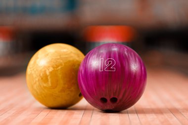 Bowling topları karşı bowling salonu kalıyor