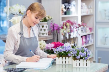 Not Çalışma zamanında yapma çiçekçi