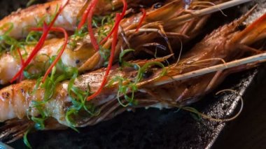 Profesyonel şef tarafından dekore edilmiş aroma yemek