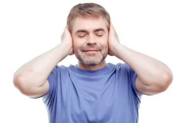 İyi adam gözleri kapalı tutmak. 