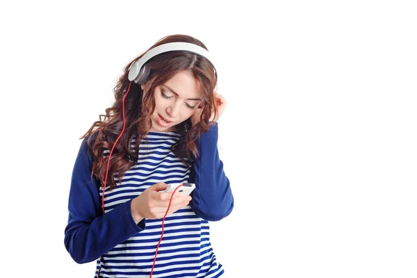 Ωραίο κορίτσι, ακούγοντας μουσική — Φωτογραφία Αρχείου