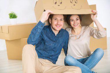 Çift altında kutusunu gizleme