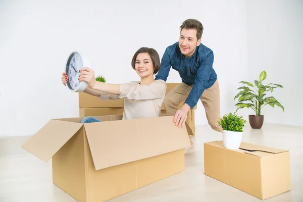 Happy couple having fun — Stock Photo, Image