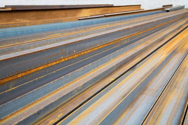 Canal Metal Azul Con Rastros Óxido Apilados Una Pila Tecnologías —  Fotos de Stock
