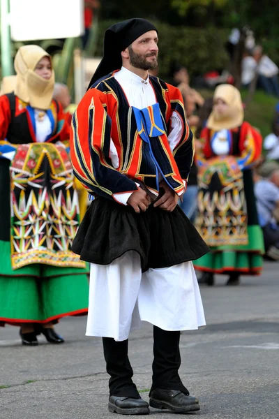 Trajes tradicionales de Cerdeña . — Foto de Stock