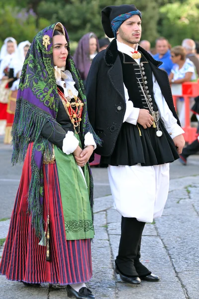 Costumi tradizionali della Sardegna . — Foto Stock