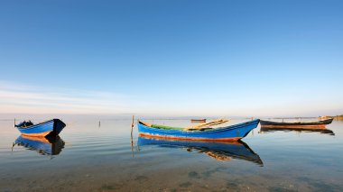 Balıkçı tekneleri, yatak
