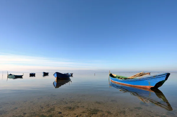 Barcos de pesca atracados — Fotografia de Stock