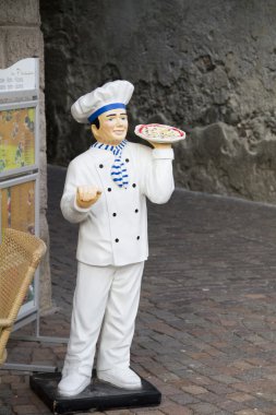 Pizza Chef statue clipart