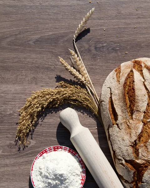 Pane e covoni da forno — Foto Stock