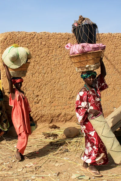 Afrikansk kvinna — Stockfoto