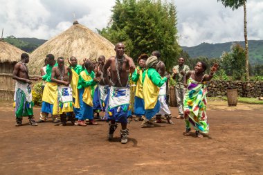 Kabile ayini, Ruanda