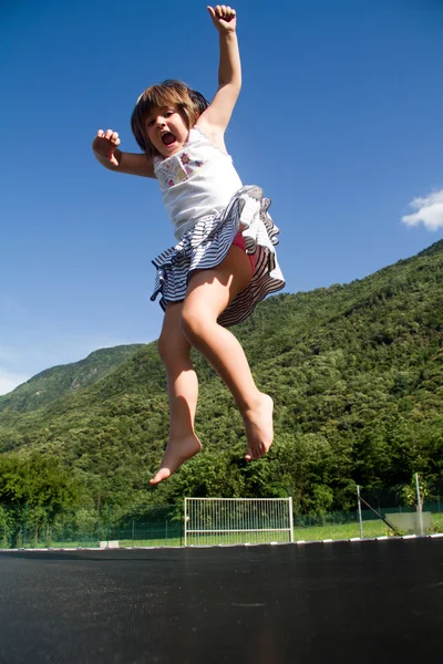 Girl jumps — Stock Photo, Image