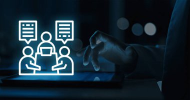 Uzak Takımlar için Sanal Toplantı Platformları ve Proje Yönetimi Araçlarının Kullanıldığı Dijital İşbirliği Kolaylaştırılıyor