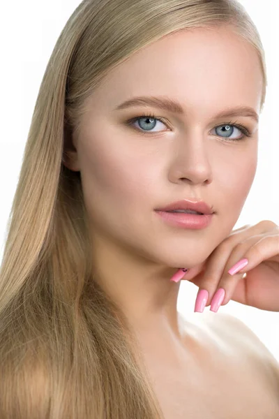 Vacker Ung Blond Kvinna Med Perfekt Hud Och Långt Ljust — Stockfoto